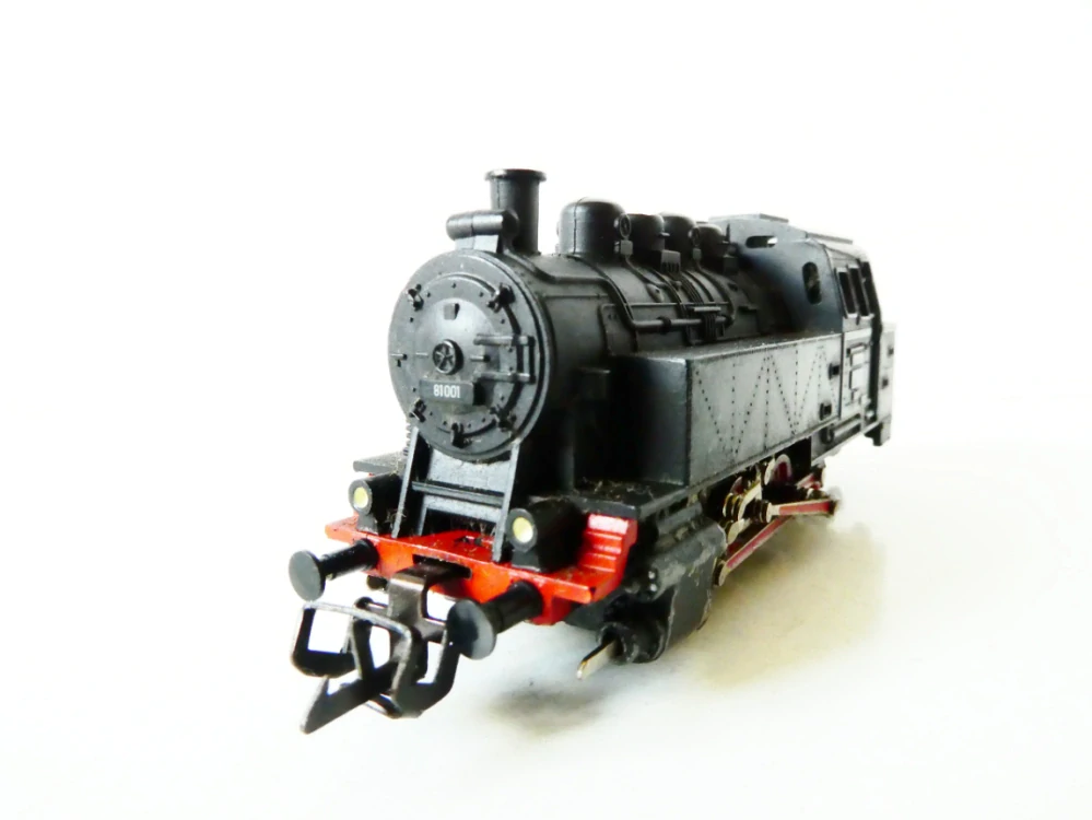 TT ZEUKE Parní lokomotiva BR 81 001 DR PĚKNÝ STAV