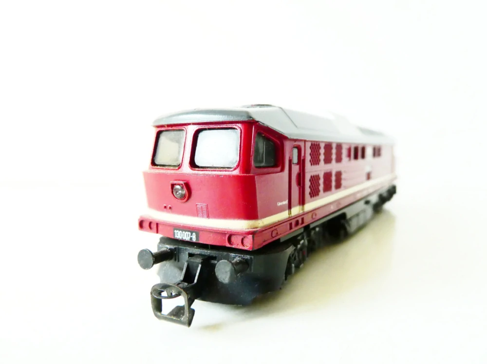 TT BTTB Dieselová lokomotiva BR 130 007-8 DR OSVĚTLENÁ PĚKNÝ STAV