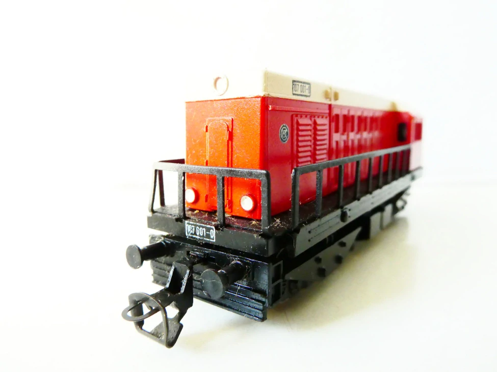 TT BTTB Dieselová lokomotiva BR 107 001-0 DR TOP STAV v orig. krabičce s návodem