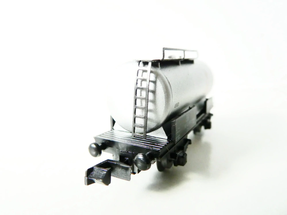 N PIKO Cisternový vůz LEUNA TOP STAV