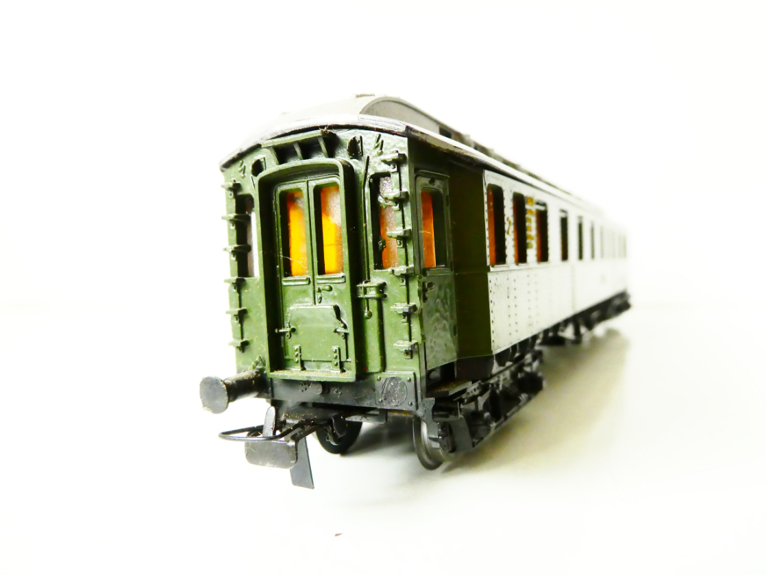 H0 SCHICHT Osobní vůz  2. tř. 18432 DR  OSVĚTLENÝ