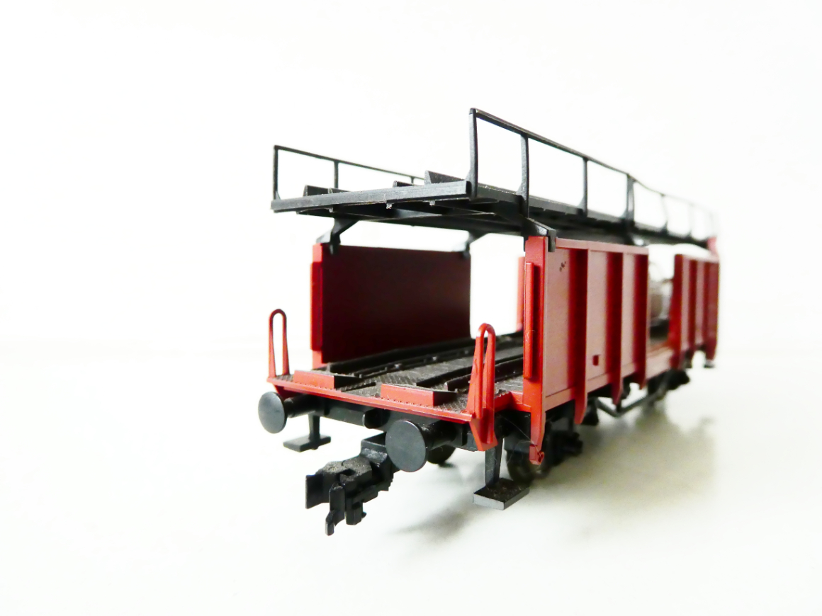 H0 FLEISCHMANN 5244 Nákladní vůz na přepravu automobilů 21 80 433 2 711-1 DB s jedním osobním automobilem PĚKNÝ STAV