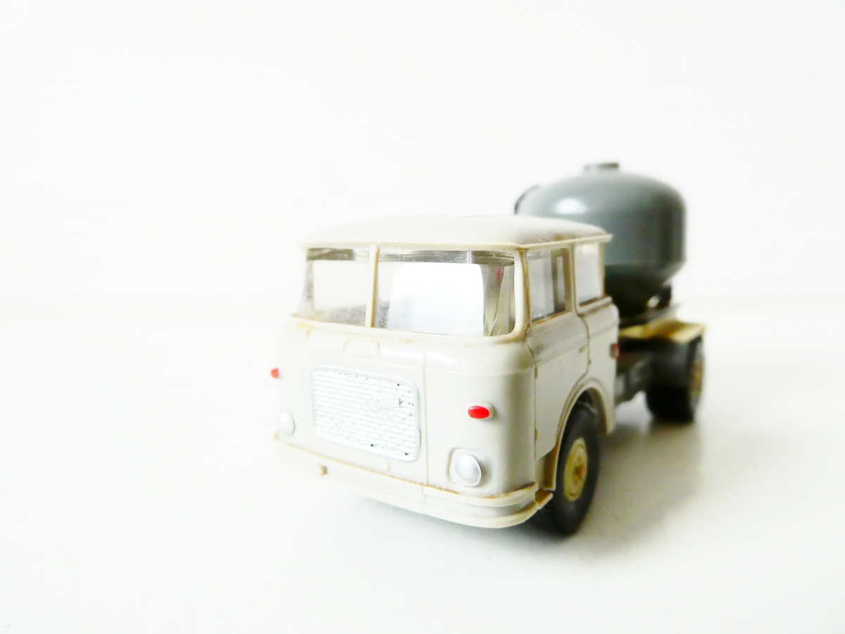 H0 Permot Hruska Nákladní automobil ŠKODA na přepravu cementu PĚKNÝ STAV