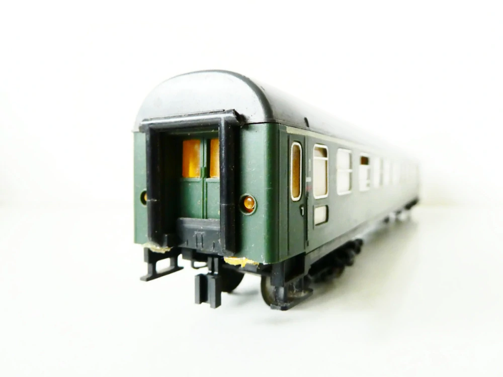 H0 FLEISCHMANN Osobní vůz 1. a 2. třídy DB 