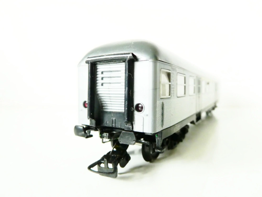 H0 ROWA 3131 Osobní vůz 1. a 2. třídy 23580 Stg AB4n Silberling DB NA OPRAVU SPŘÁHLA