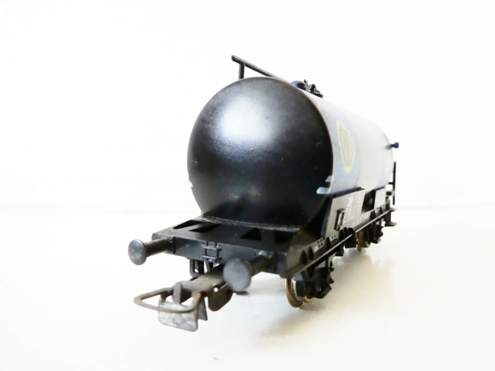 H0 PIKO Cisternový vůz ÖMV 535 016 ÖBB PĚKNÝ STAV