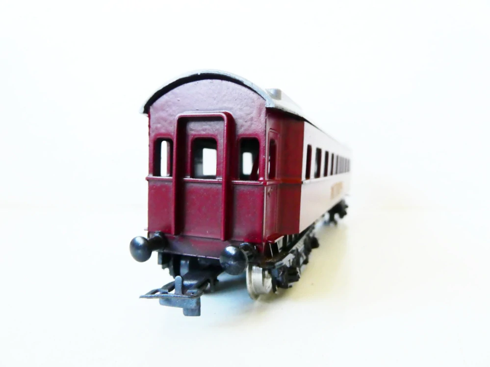 H0 SCHICHT Jídelní vůz MITROPA OSVĚTLENÝ v orig. krabičce PĚKNÝ STAV