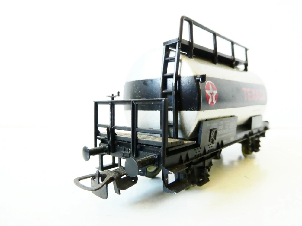 H0 PIKO Cisternový vůz 23 80 7355 219-8 TEXACO DB PĚKNÝ STAV
