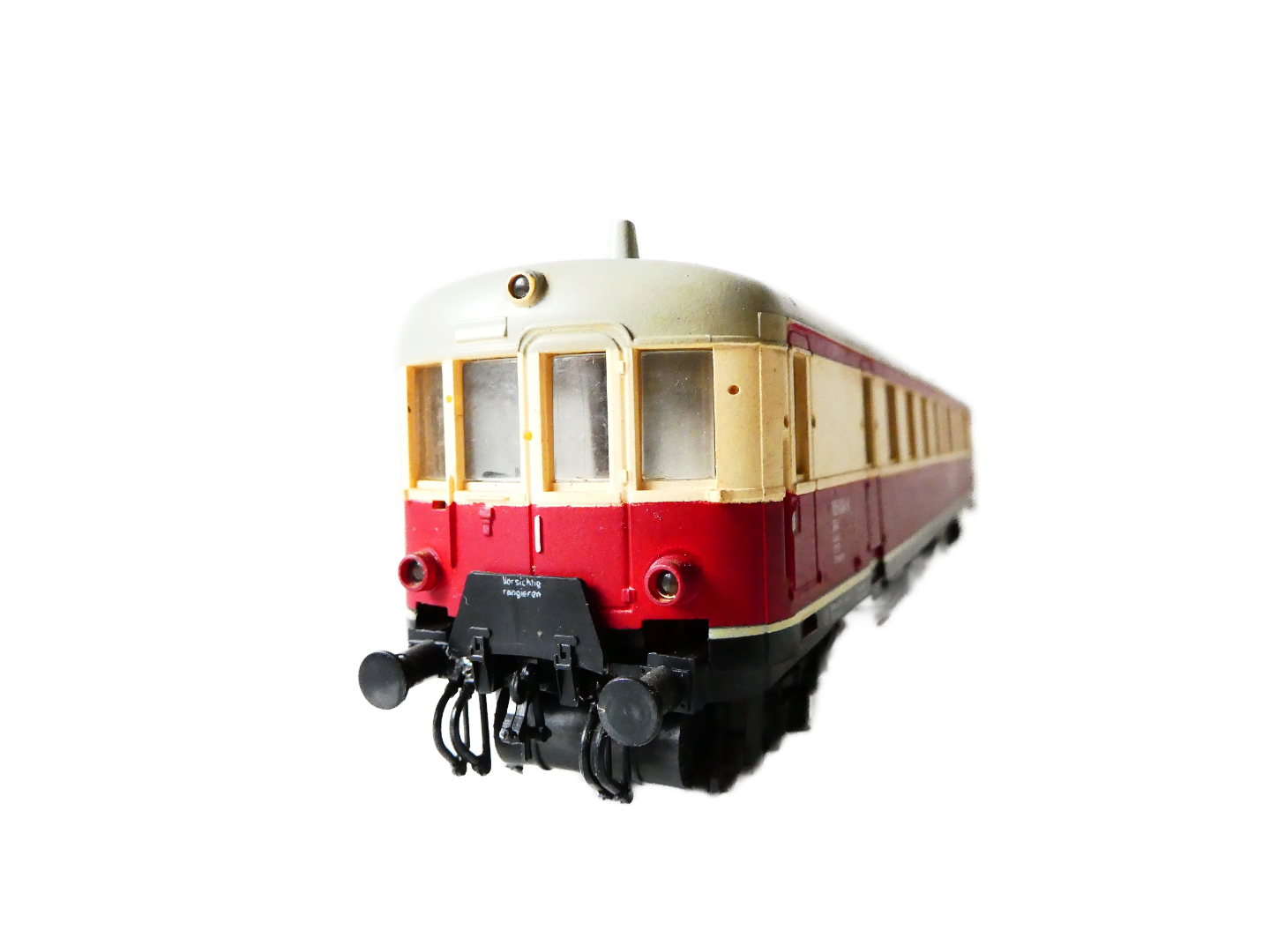 H0 PIKO Motorový vůz BR 185 004-9 k motorové soupravě DR OSVĚTLENÝ