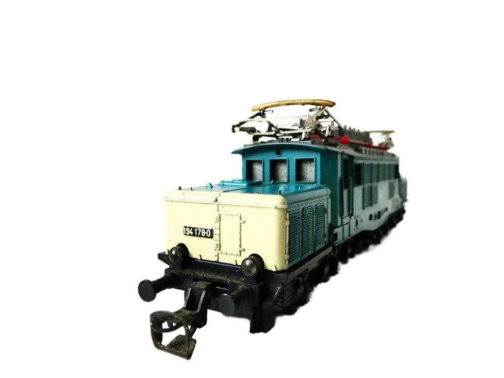 TT BTTB Elektrická lokomotiva BR 194 178-0 DB - mint - PĚKNÝ STAV v orig. krabičce