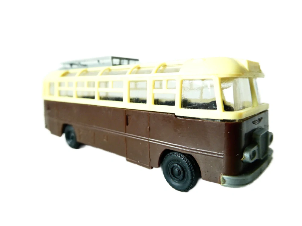H0 VEB Berlinplast - Autobus Ikarus 31 v orig. krabičce TOP STAV