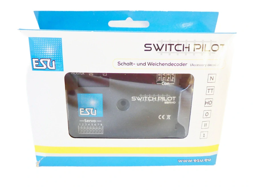 ESU 51832 SWITCH PILOT 3 Servo – DCC dekodér pro 8 servomotorů NOVÝ v krabičce s návodem