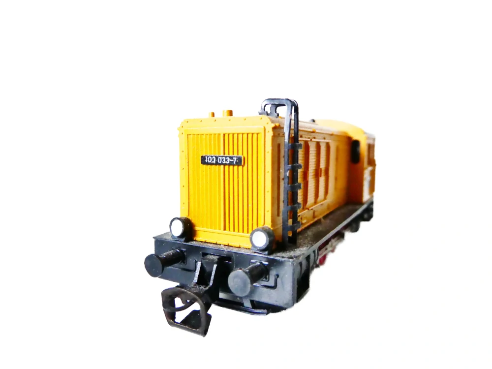 TT BTTB Dieselová lokomotiva BR 103 033-7 DR PĚKNÝ STAV v krabičce