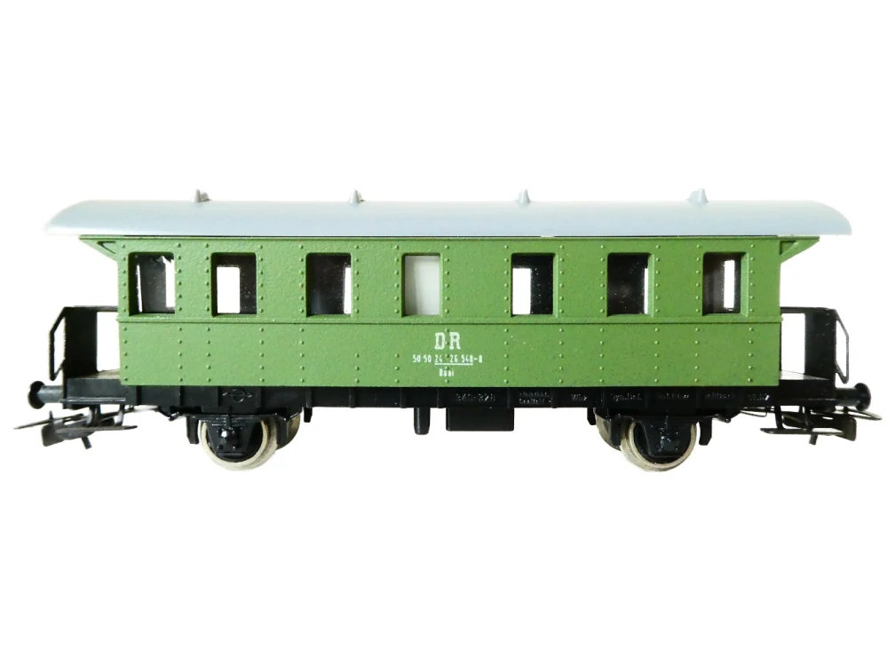 PIKO Osobní vůz 50 50 24 (340-328 podvozek) DR PĚKNÝ STAV