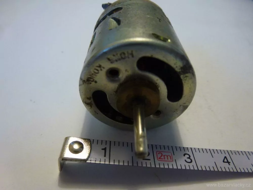 H0 - Motor do lokomotivy