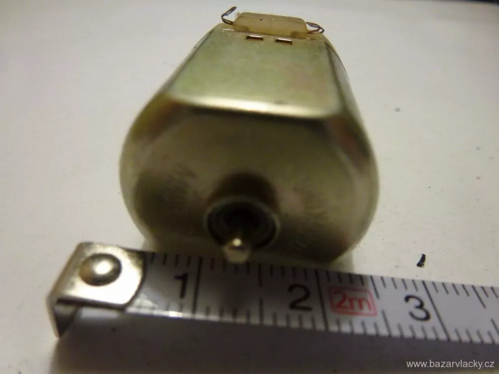 H0 - Motor do lokomotivy