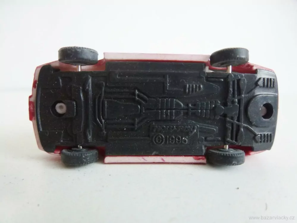 H0 Osobní automobil New-Ray