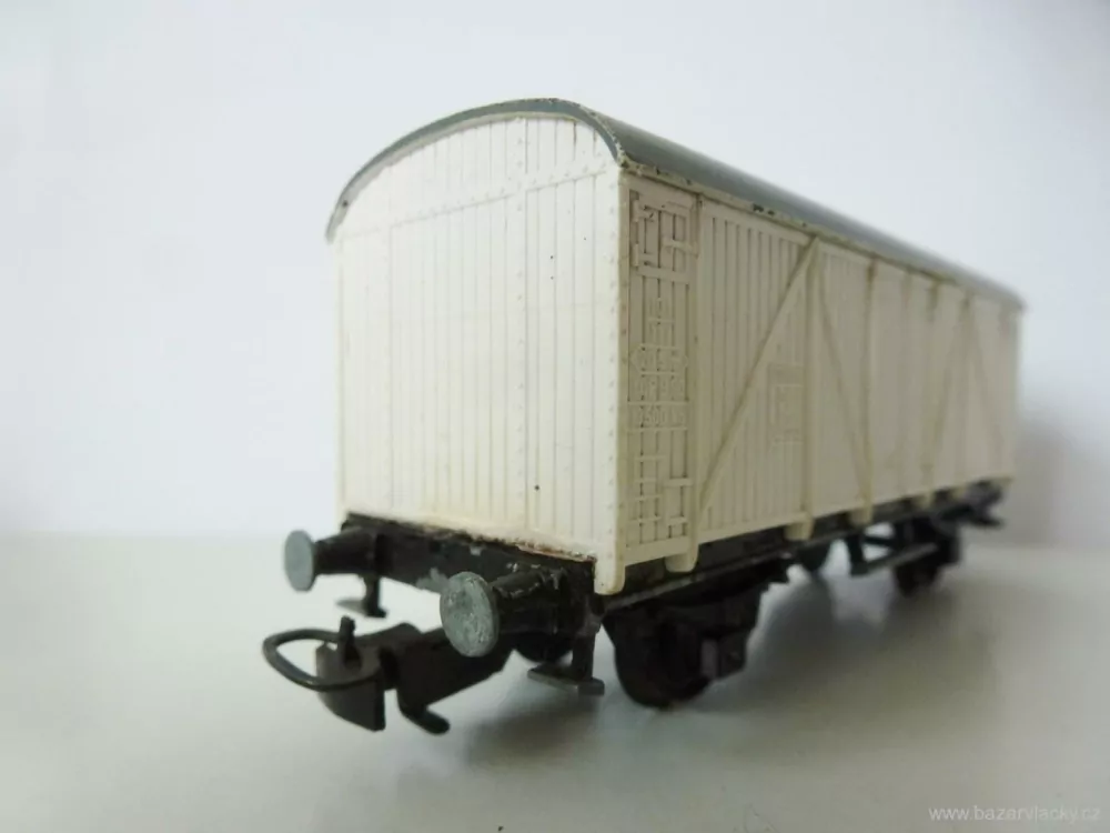 H0 KLEINBAHN Nákladní vůz krytý bílý EUROP