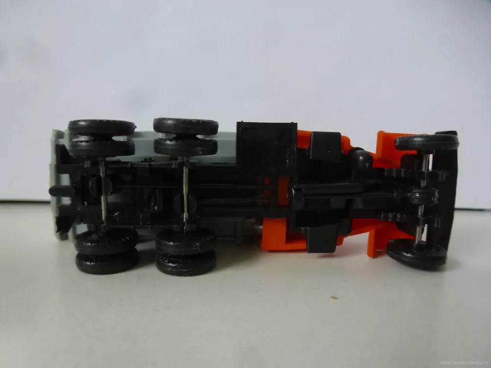 H0 Nákladní automobil valník - oranžový