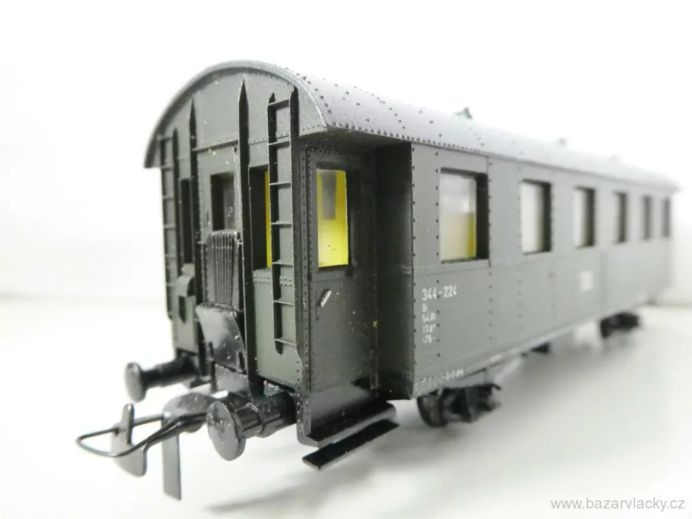 H0 SCHICHT Osobní vůz 344-224 DR TOP STAV