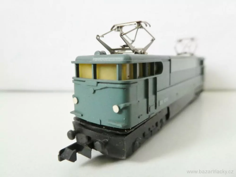 N PIKO Elektrická lokomotiva BB 9210 SNCF TOP STAV