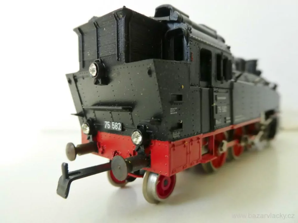 H0 PIKO Parní lokomotiva BR 75 582 DR TOP STAV