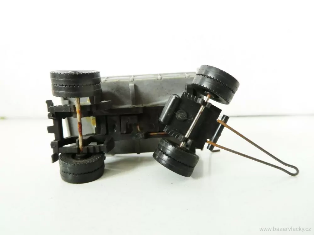 H0 Nákladní přívěs - valník s výklopným mechanismem