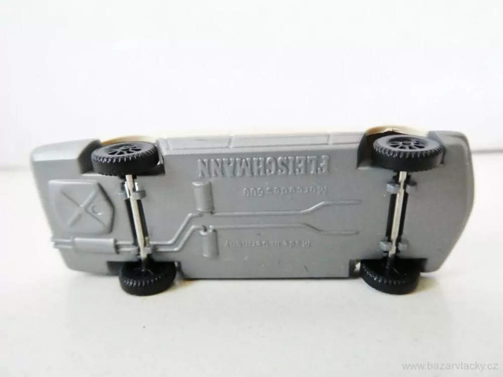 H0 FLEISCHMANN Osobní automobil Mercedes 500 TOP STAV