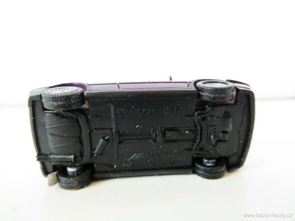 H0 HERPA Osobní automobil VW Golf VR 6 TOP STAV