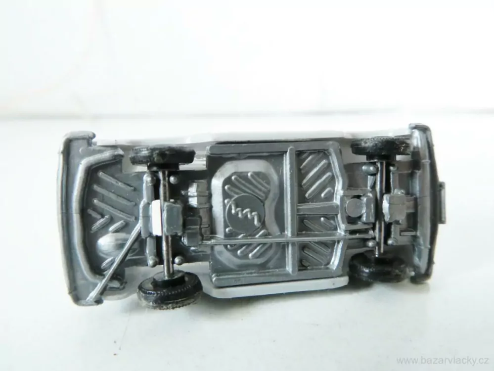 H0 Osobní automobil Trabant 601 šedý