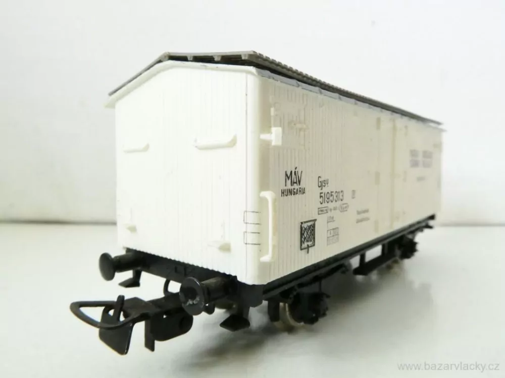 H0 PIKO Nákladní chladírenský vůz MAV PĚKNÝ STAV