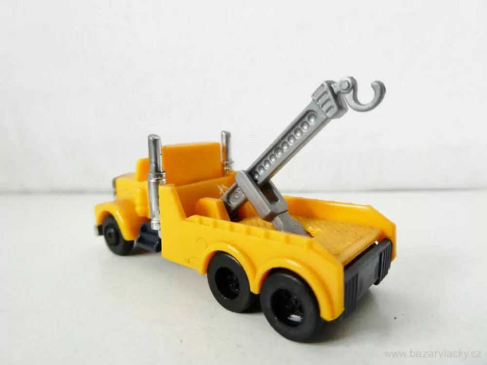 Nákladní automobil s jeřábem