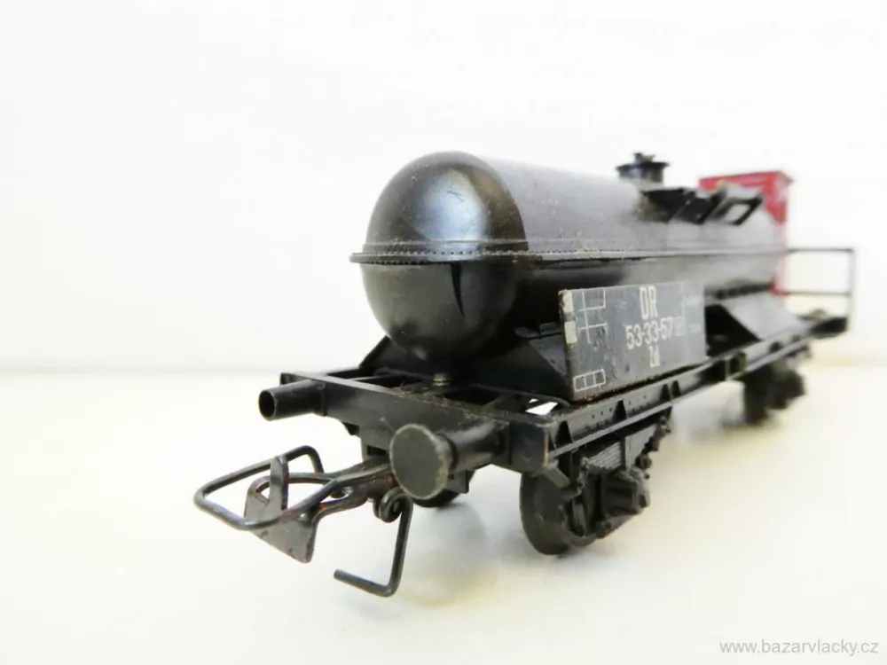 H0 SCHICHT Cisternový vůz s budkou brzdaře DR 