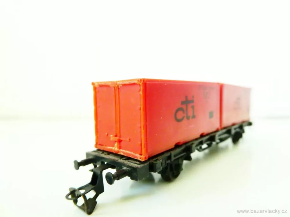 TT BTTB Plošinový vůz s kontejnery cti Italia