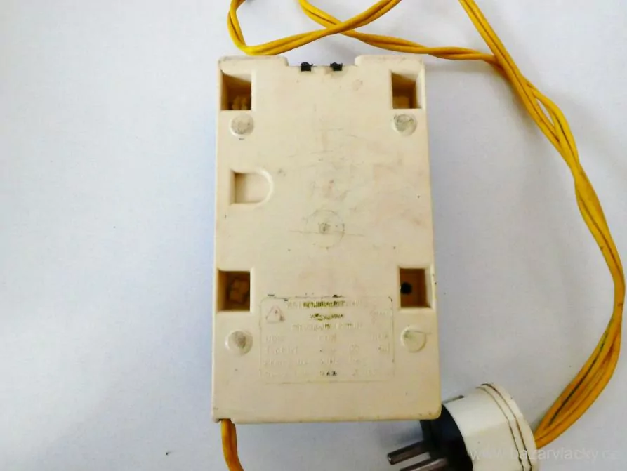 Regulační transformátor ( trafo ) Typ FTrI (VEB Elektromachinenbau)