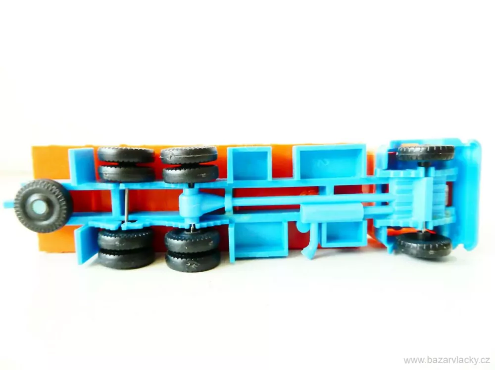 H0 Nákladní automobil VOLVO dlouhý valník plachta PĚKNÝ STAV