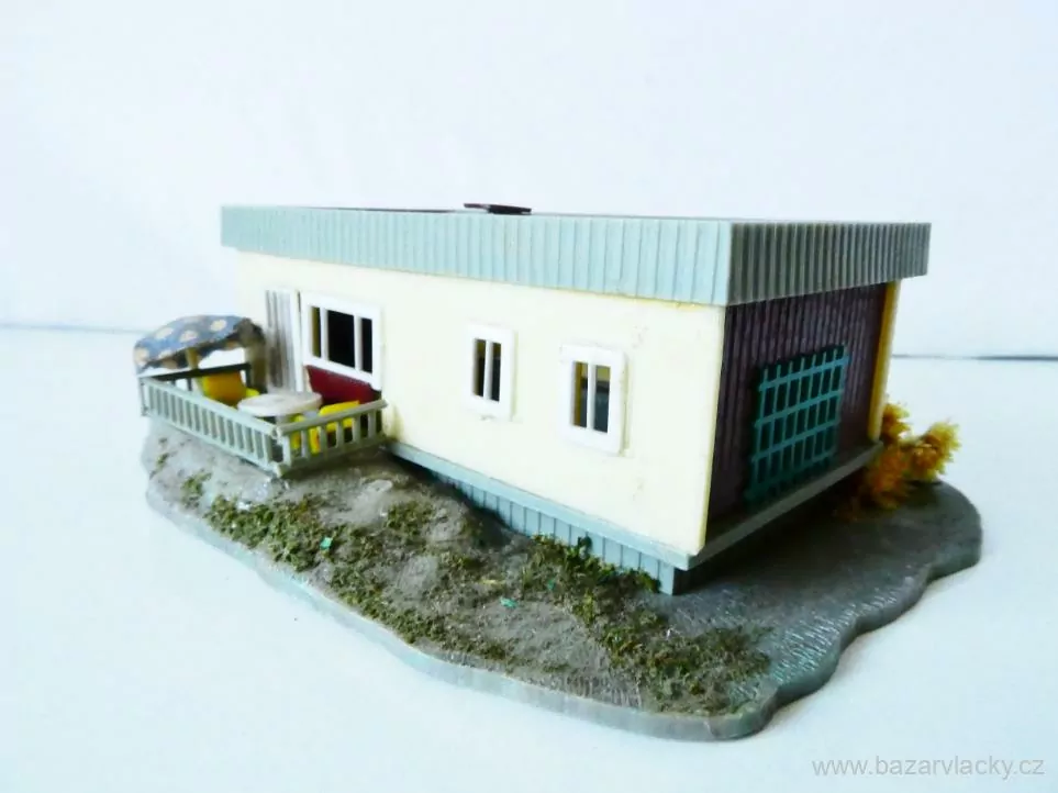 TT Rodinný bungalow se zahradou a terasou