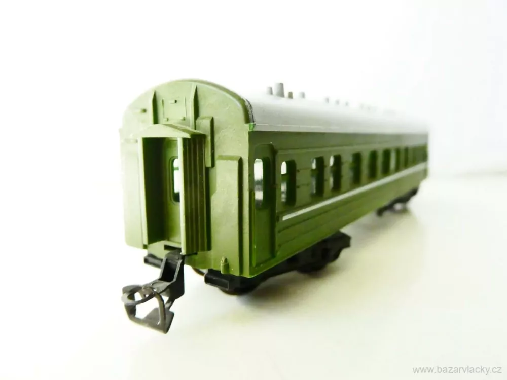 TT BTTB/ZEUKE Osobní vůz CCCP PĚKNÝ STAV