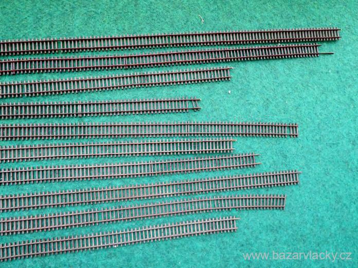 H0 SET 10 ks - H0 PILZ DLOUHÉ KOLEJE 1/1 ( 66 - 101 cm )