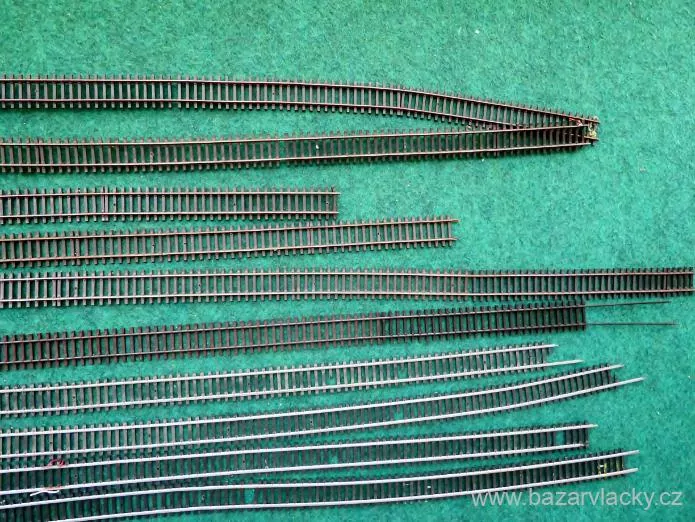 H0 SET 10 ks - H0 DBP/DDRP KOLEJ DLOUHÁ 5 ks, PILZ G1-228 KOLEJ DLOUHÁ 1 ks a LIMA GT Italy KOLEJ DLOUHÁ 4 ks ( 66 - 103 cm)