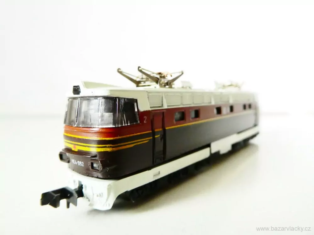 N PIKO Elektrická lokomotiva ЧC4 092 CCCP ŠKODA OSVĚTLENÁ TOP STAV NEPOUŽÍVANÁ