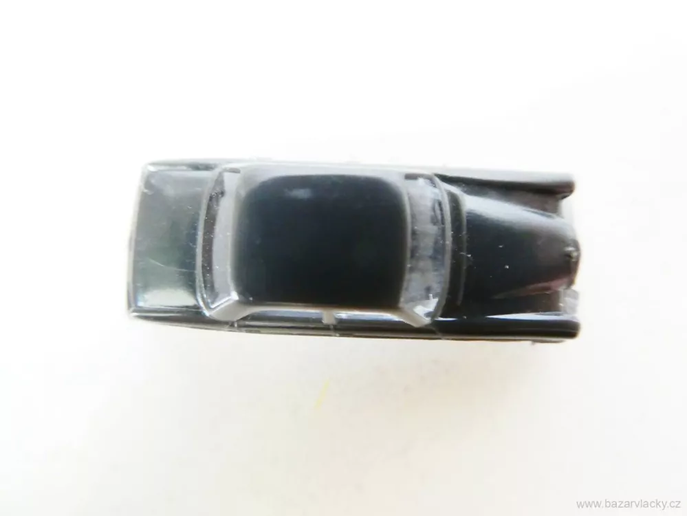 N Osobní automobil MERCEDES 280 černý TOP STAV