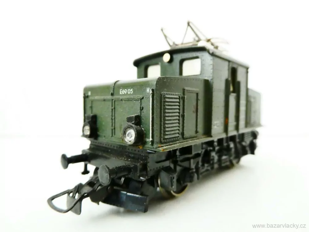 H0 PIKO Elektrická lokomotiva E69 05 DR