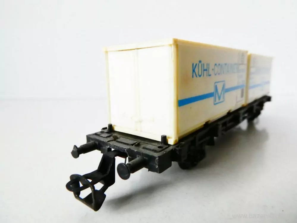 TT BTTB Plošinový vůz s kontejnery KÜHL-CONTAINER M