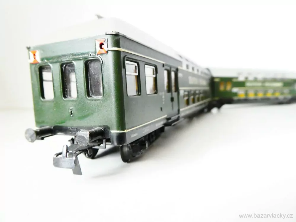 H0 SCHICHT Patrová souprava DEUTSCHE REISCHSBAHN OSVĚTLENÁ TOP STAV NEPOUŽITÁ v krabičce
