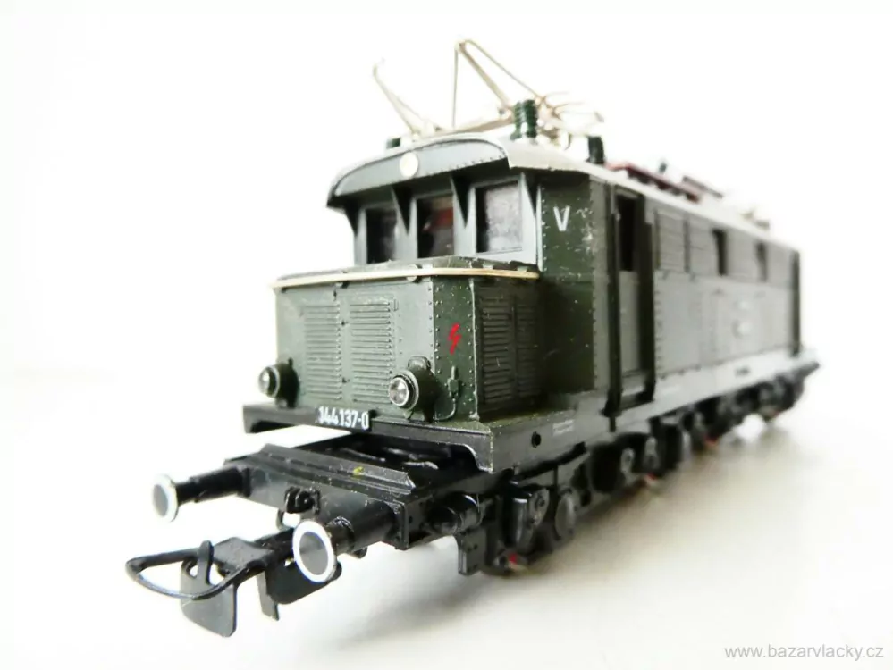 H0 PIKO Elektrická lokomotiva BR 144 137-0 DR TOP STAV NEPOUŽITÁ