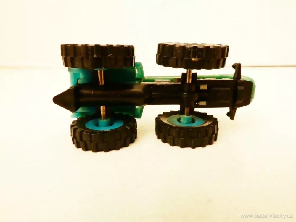 H0 Traktor zelený
