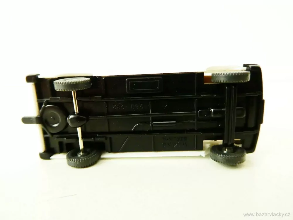 H0 Wiking 14267 Obytný vůz MB James Cook  NOVÉ V KRABIČCE