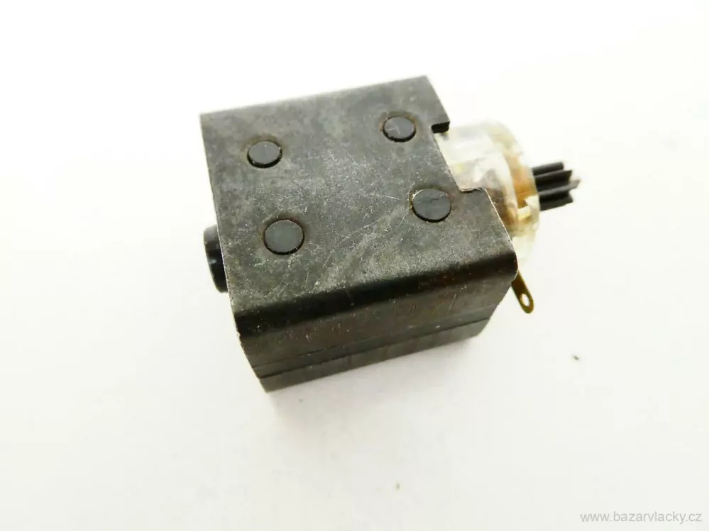 Motor do lokomotivy 