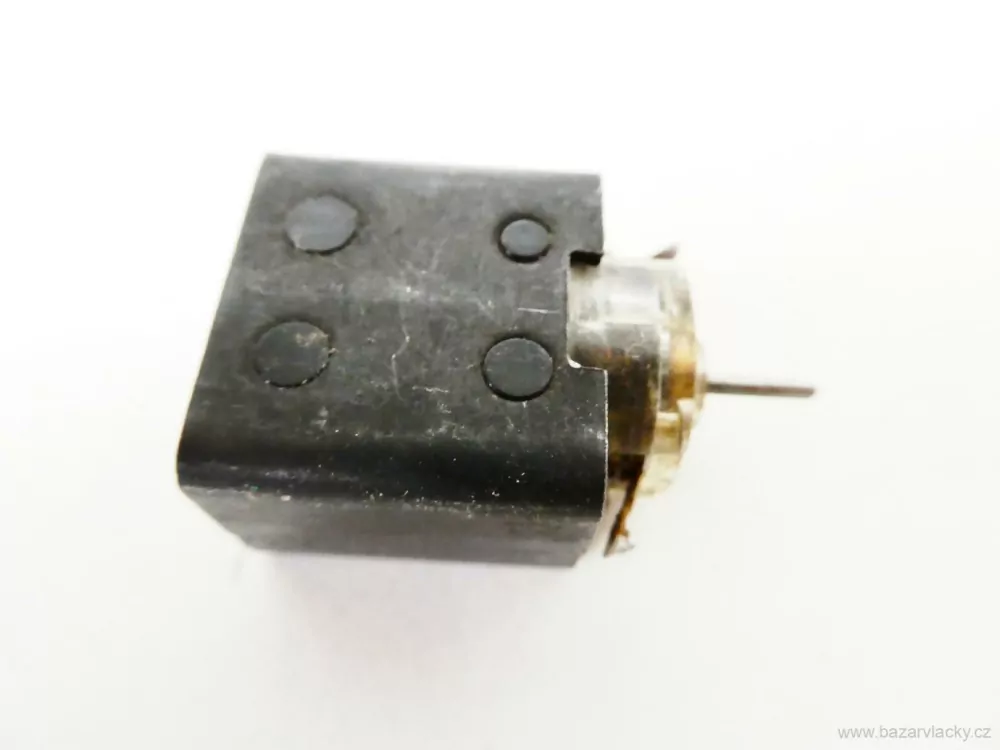 Motor do lokomotivy